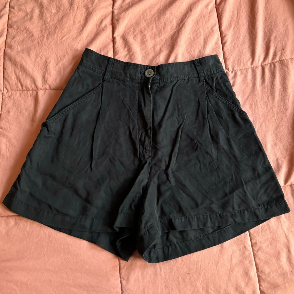 Aritzia Shorts